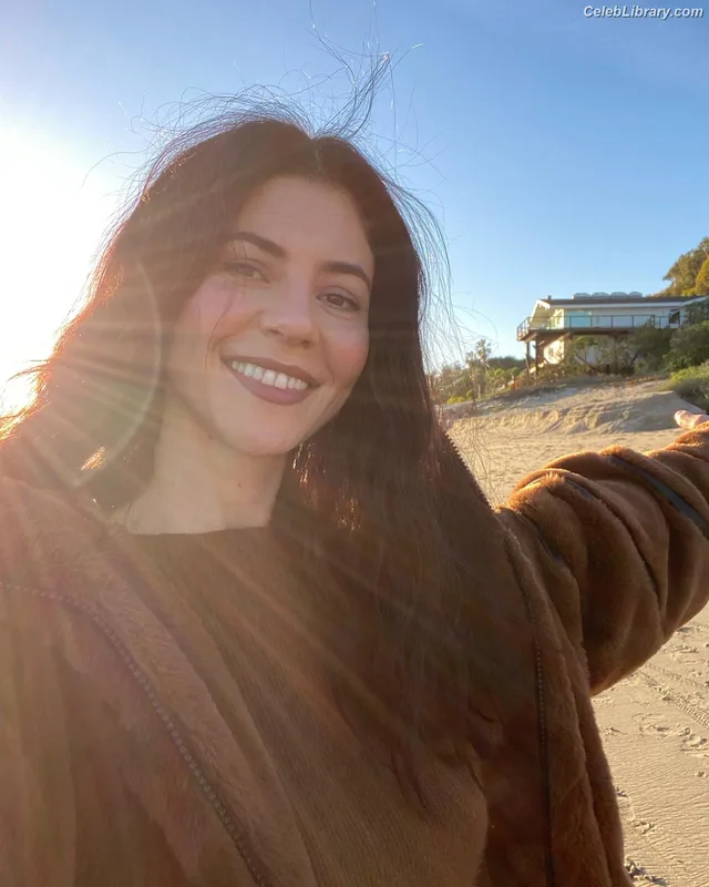 Marina Diamandis photo 4 of 534