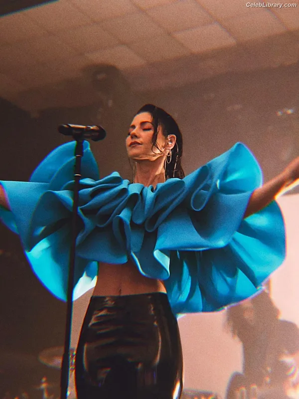 Marina Diamandis photo 17 of 534