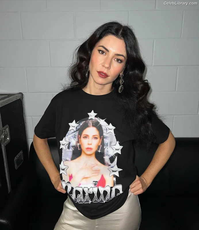 Marina Diamandis photo 4 of 534