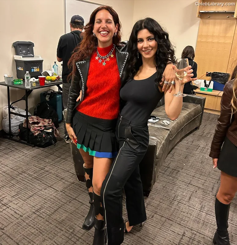 Marina Diamandis photo 8 of 534