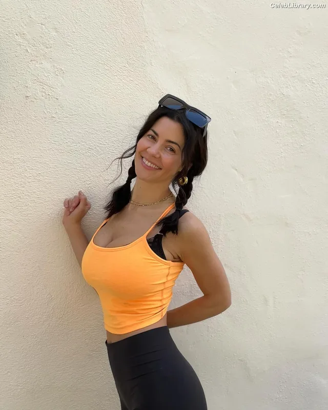Marina Diamandis photo 23 of 534