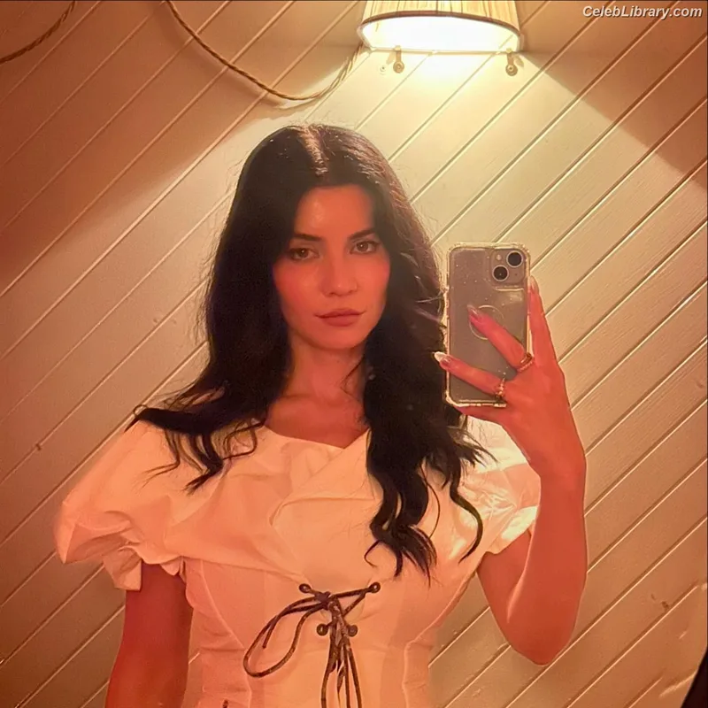 Marina Diamandis photo 17 of 534