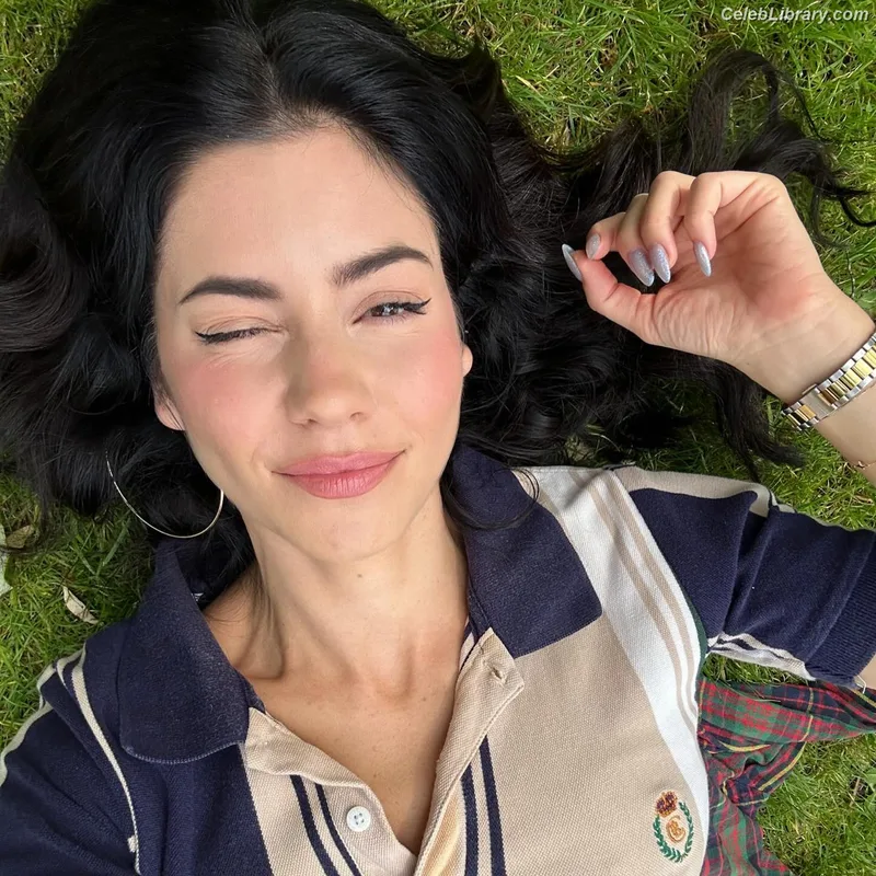 Marina Diamandis photo 18 of 534