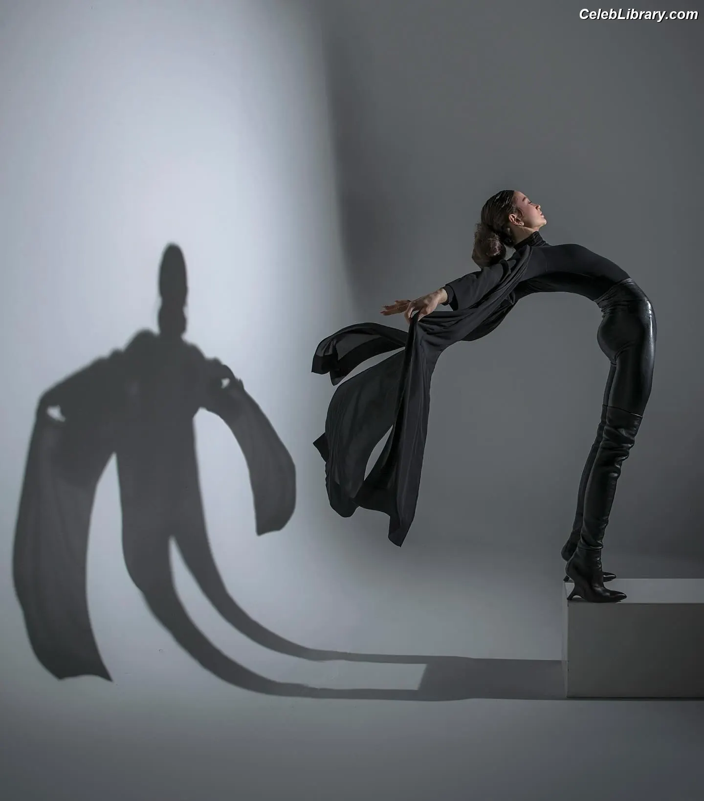 Marina Mazepa photo 22 of 60