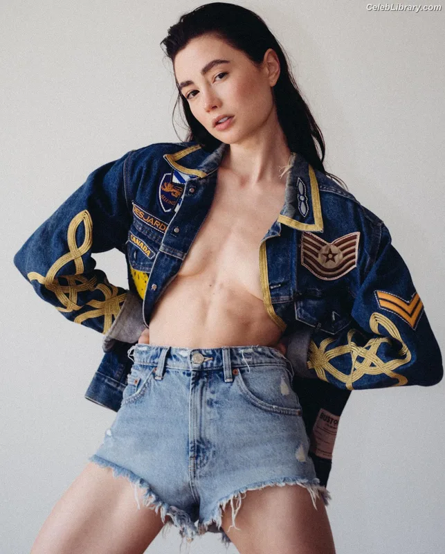 Marina Mazepa photo 13 of 61