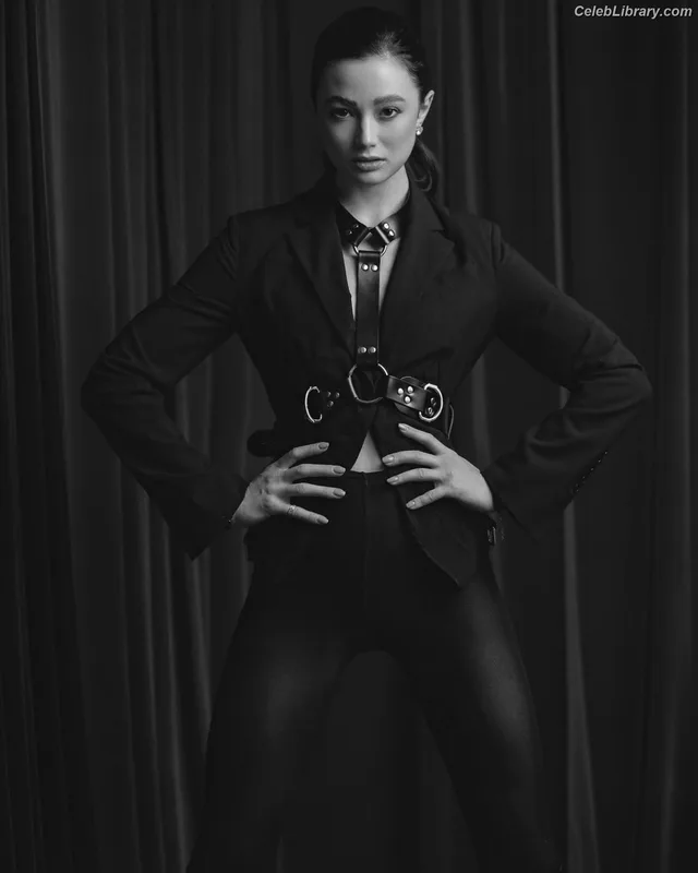 Marina Mazepa photo 3 of 61