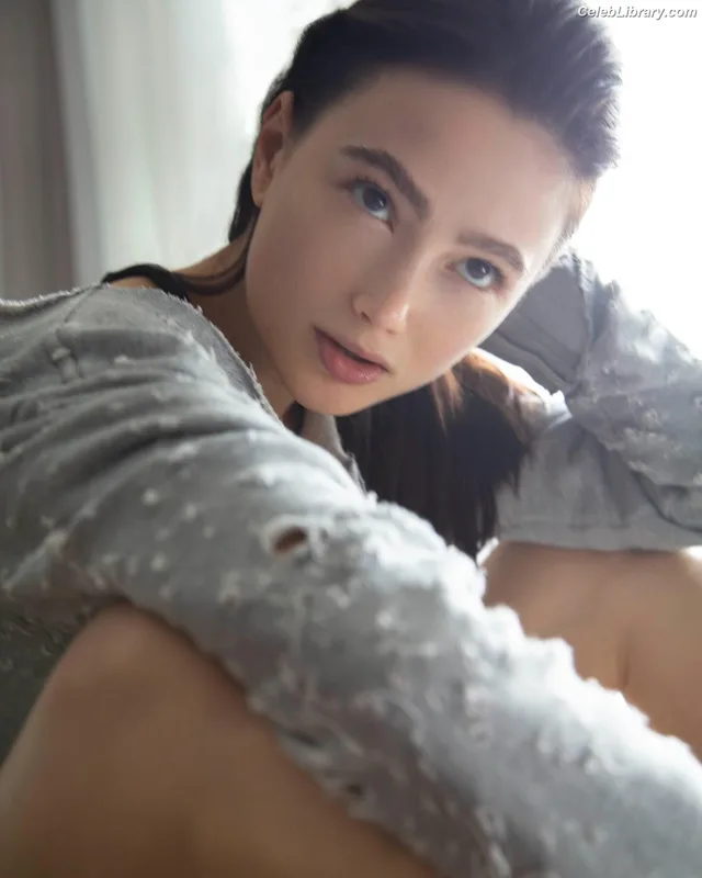 Marina Mazepa photo 17 of 61