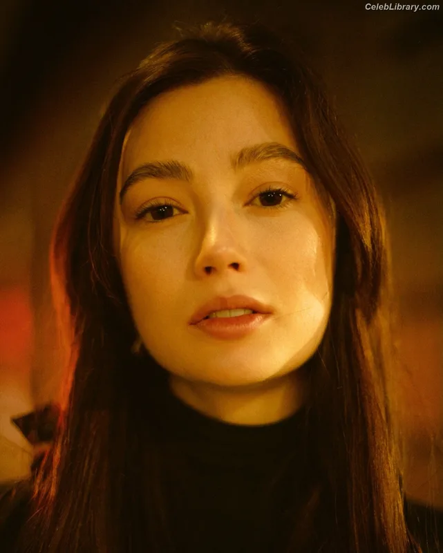 Marina Mazepa photo 9 of 61