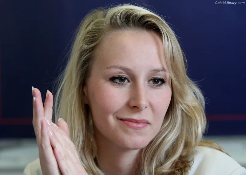 Marion Maréchal photo 19 of 86