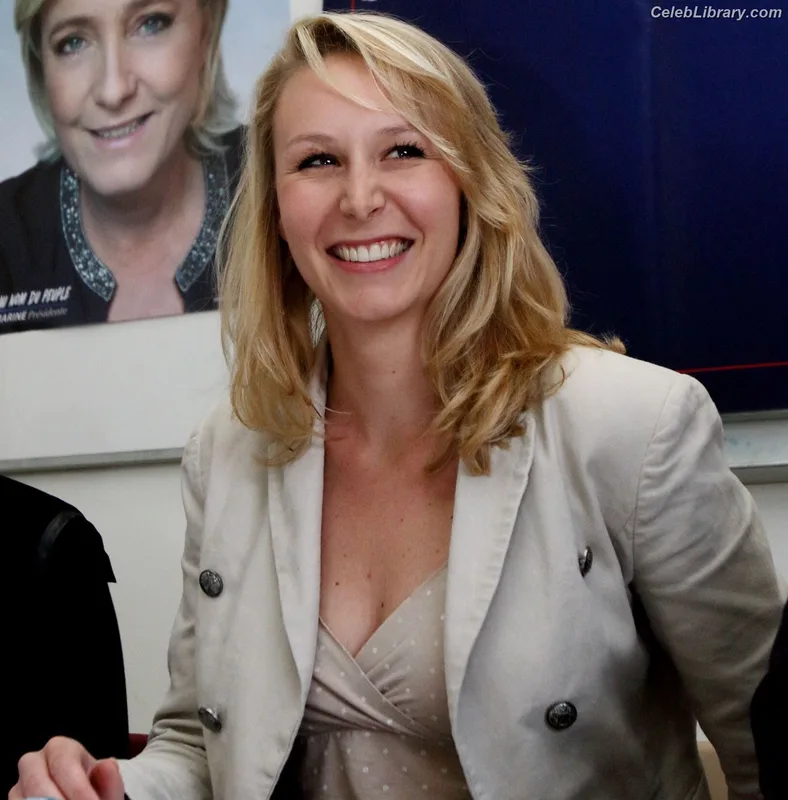 Marion Maréchal photo 21 of 86
