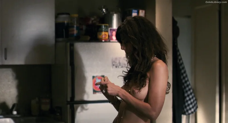 Marisa Tomei photo 12 of 68