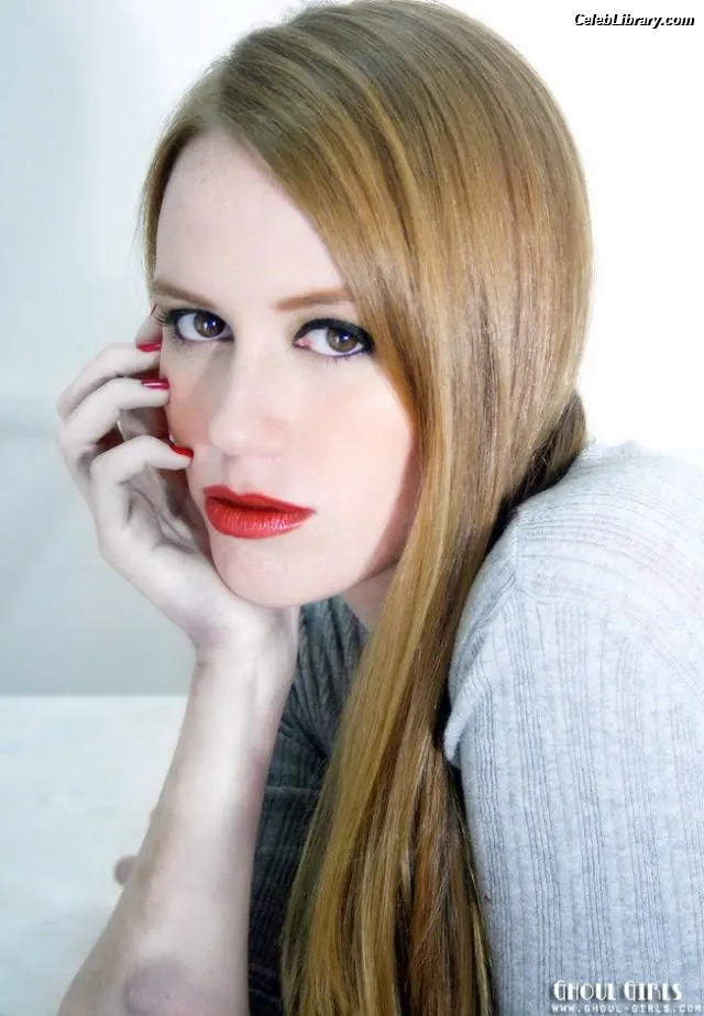 Marisha Ray photo 5 of 1083
