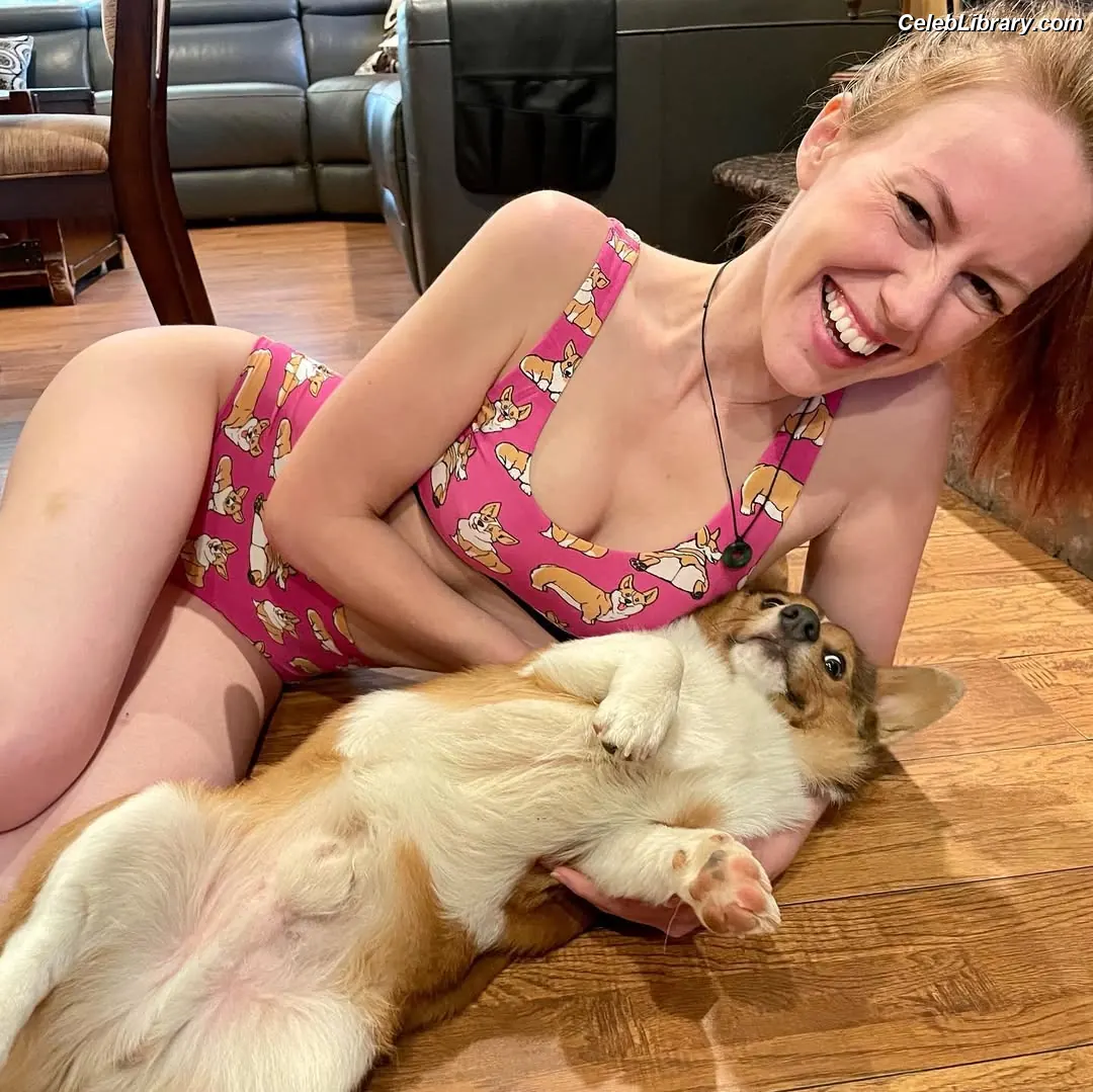 Marisha Ray photo 3 of 1083