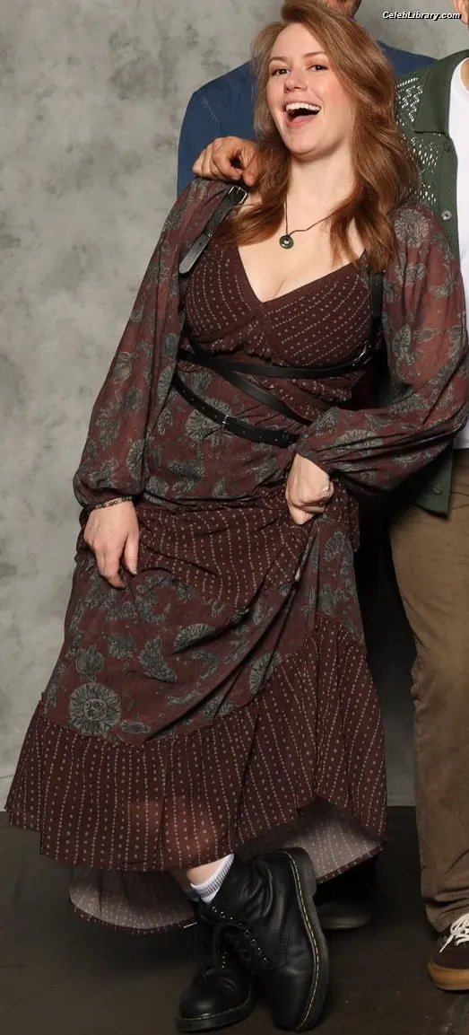 Marisha Ray photo 20 of 1083