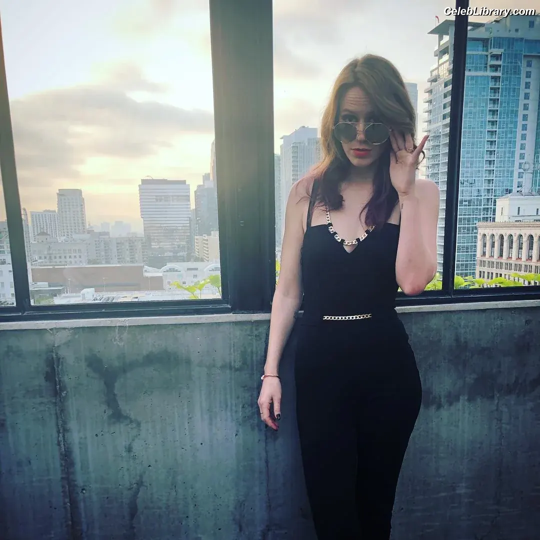 Marisha Ray photo 3 of 1083