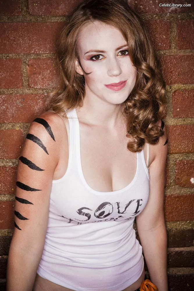 Marisha Ray photo 11 of 1083