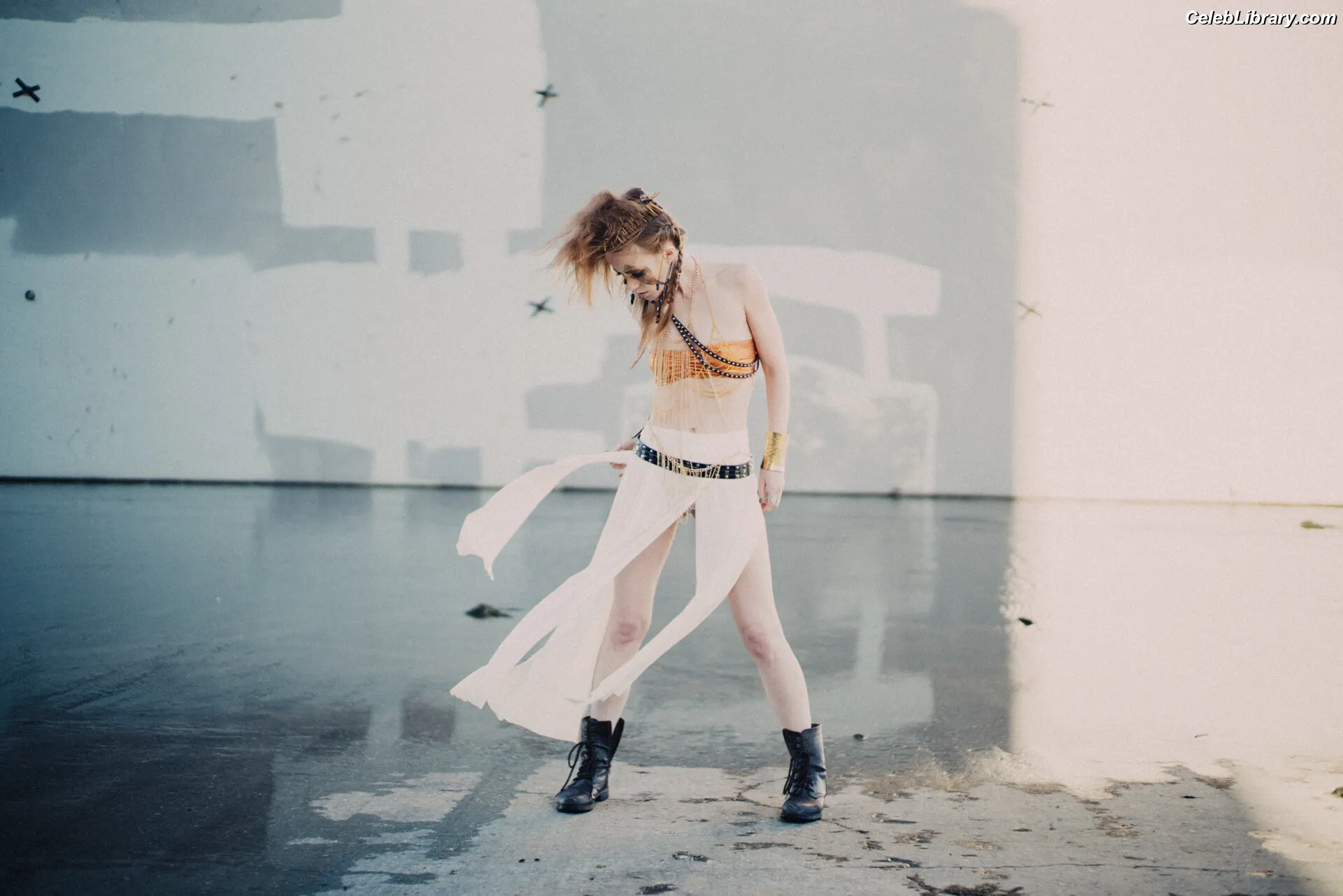 Marisha Ray photo 14 of 1083