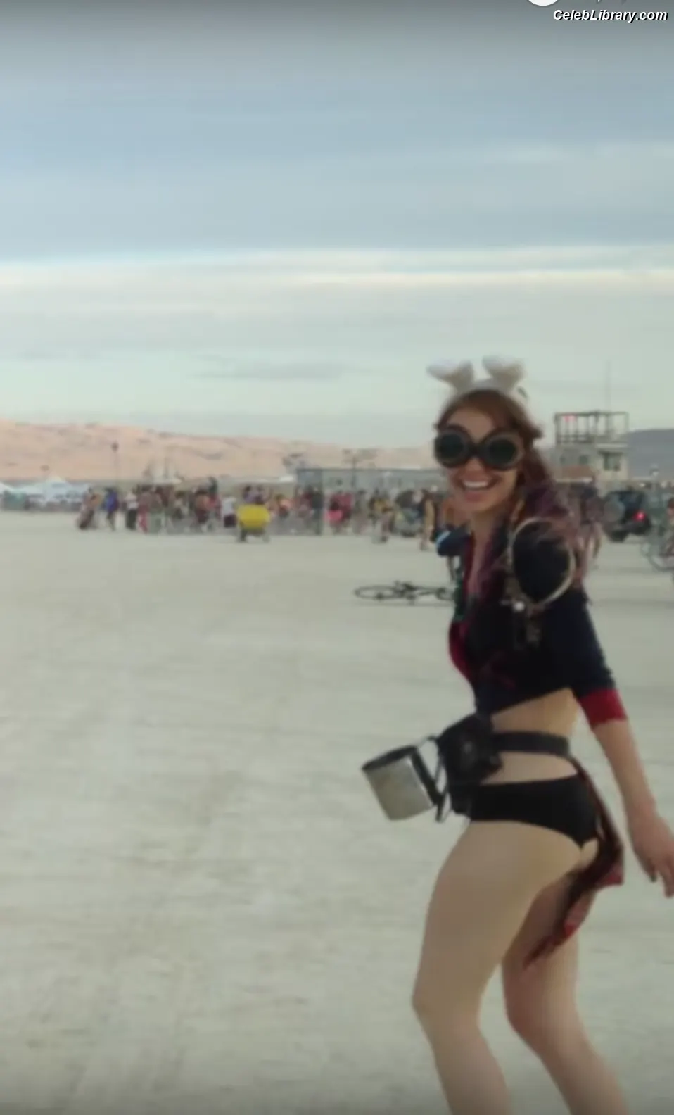 Marisha Ray photo 2 of 1083