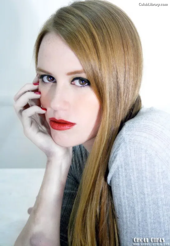 Marisha Ray photo 5 of 1057