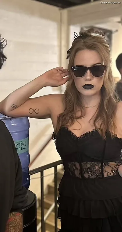 Marisha Ray photo 15 of 1057