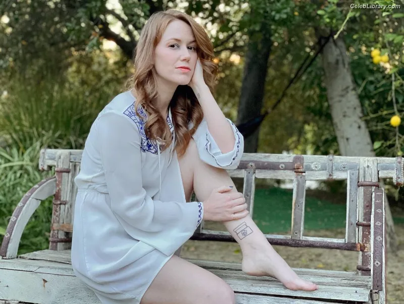 Marisha Ray photo 4 of 1057
