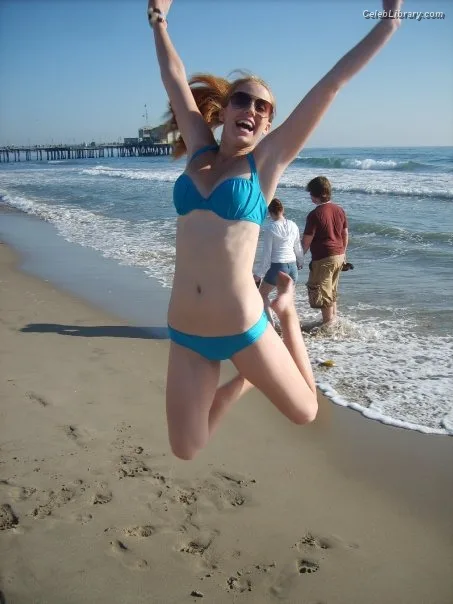 Marisha Ray photo 8 of 1057