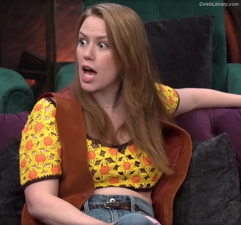 Marisha Ray photo 2 of 1057