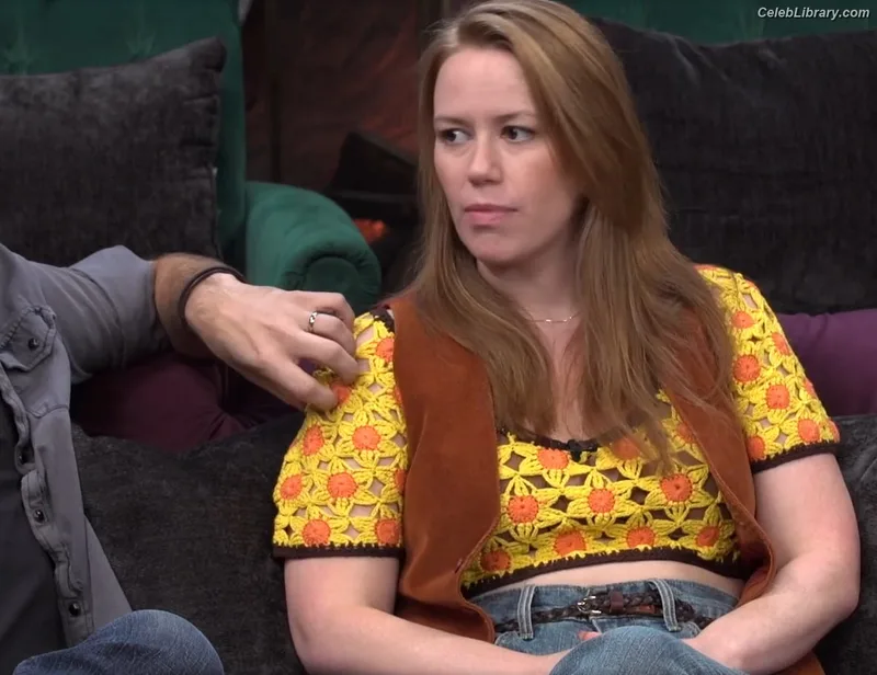 Marisha Ray photo 3 of 1057