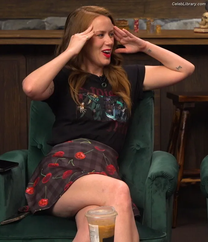 Marisha Ray photo 7 of 1057