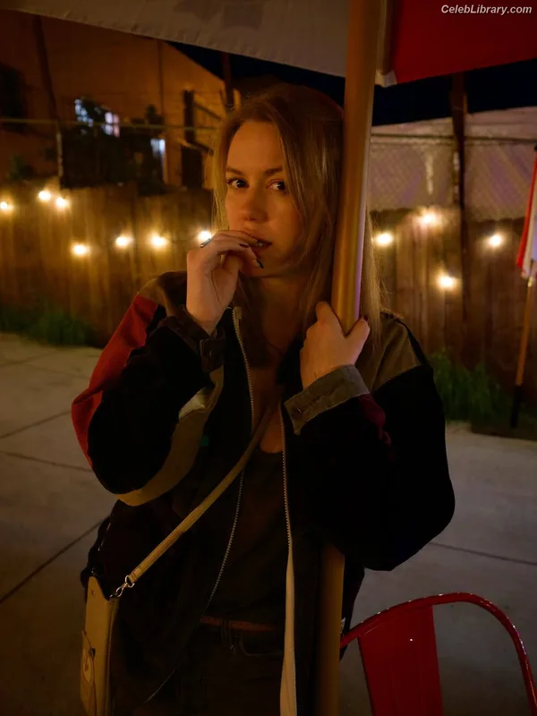 Marisha Ray photo 9 of 1057