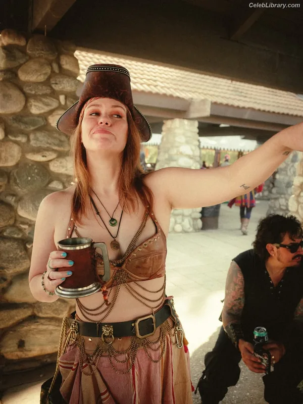 Marisha Ray photo 4 of 1057