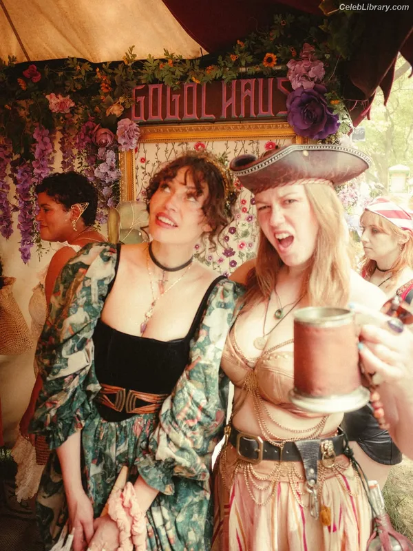 Marisha Ray photo 5 of 1057