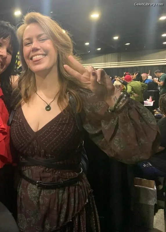 Marisha Ray photo 21 of 1057