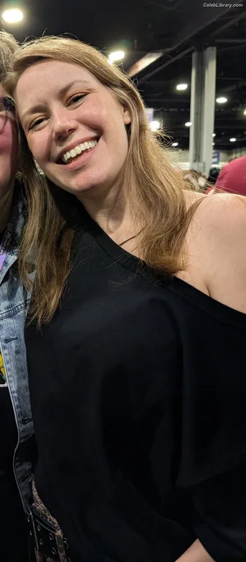 Marisha Ray photo 23 of 1057