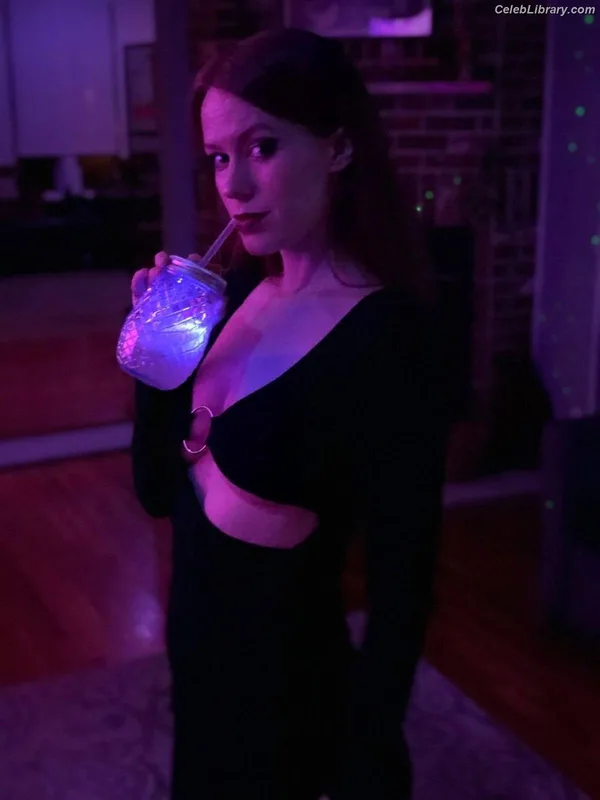 Marisha Ray photo 16 of 1057