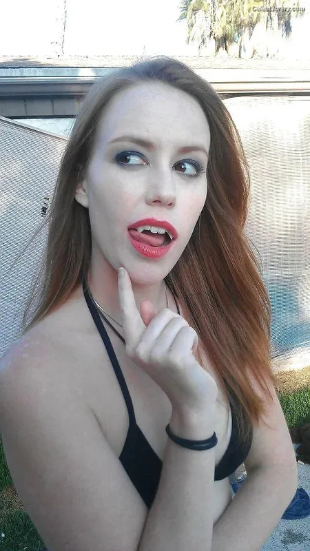 Marisha Ray photo 19 of 1057