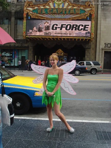 Marisha Ray photo 5 of 1057