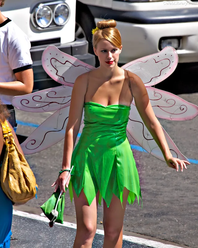 Marisha Ray photo 13 of 1057