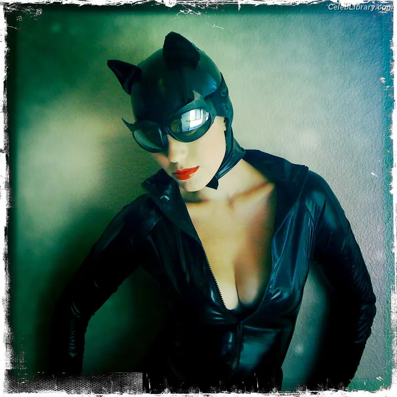 Marisha Ray photo 16 of 1057