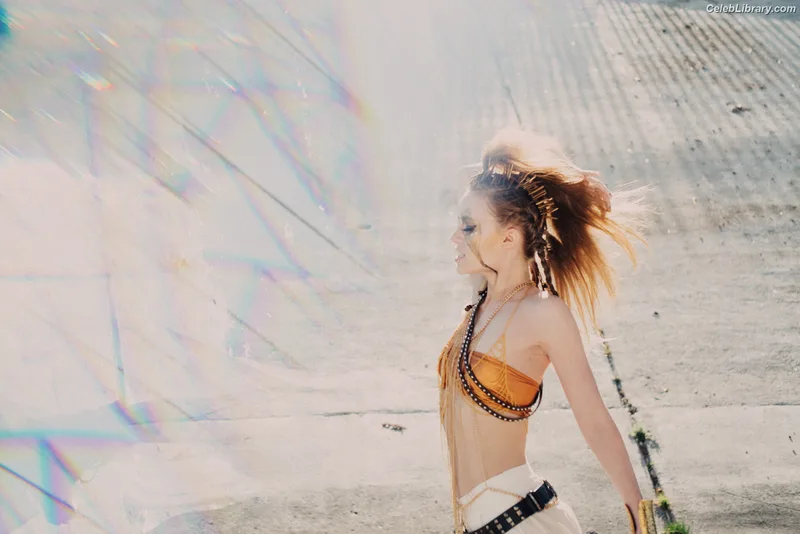 Marisha Ray photo 10 of 1057