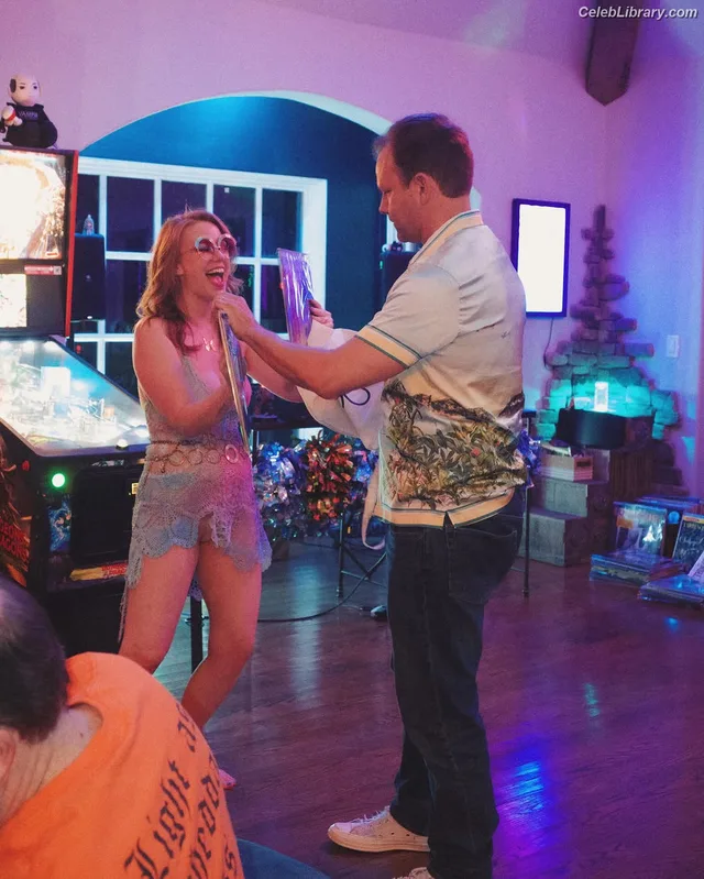 Marisha Ray photo 3 of 1057