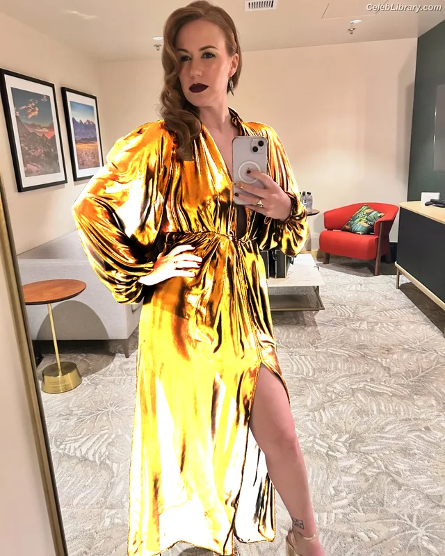 Marisha Ray photo 3 of 1057