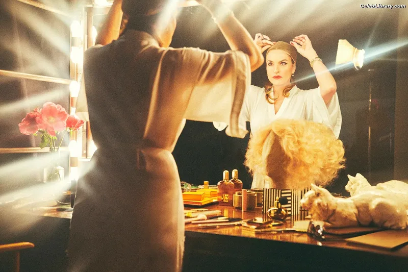 Mariska Hargitay photo 11 of 183