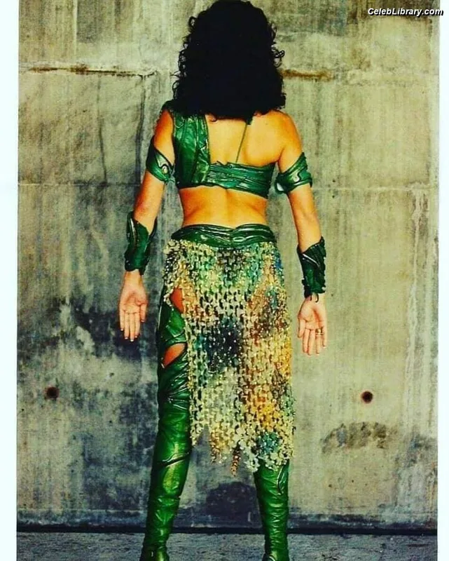 Mariska Hargitay photo 19 of 183