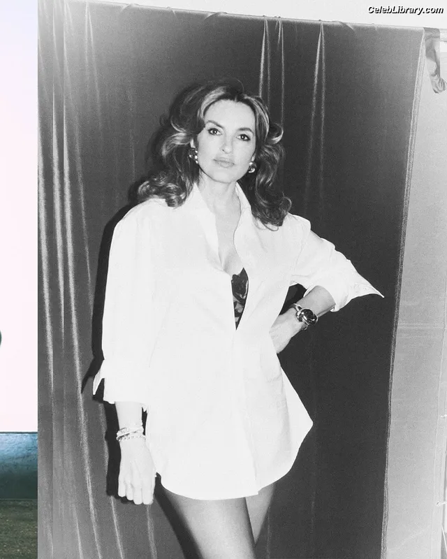 Mariska Hargitay photo 11 of 183