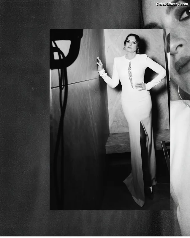 Mariska Hargitay photo 24 of 183