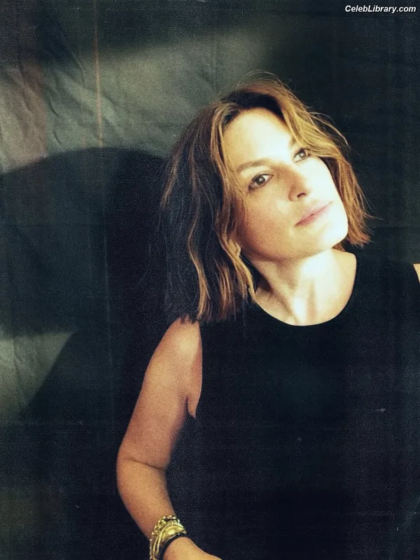 Mariska Hargitay photo 8 of 183