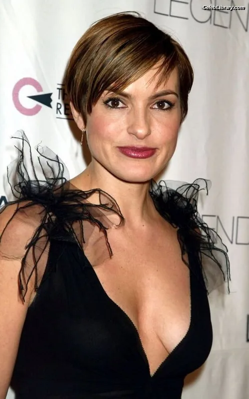 Mariska Hargitay photo 3 of 183