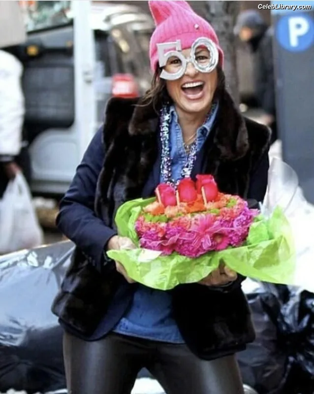 Mariska Hargitay photo 11 of 183