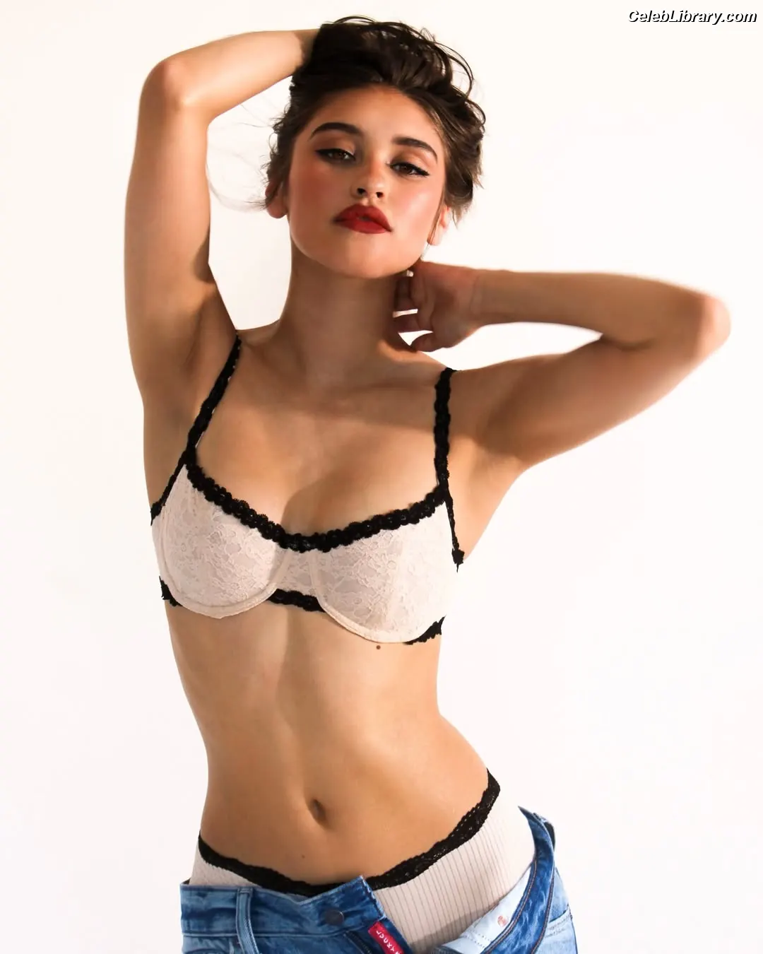 Marissa Reyes photo 5 of 9